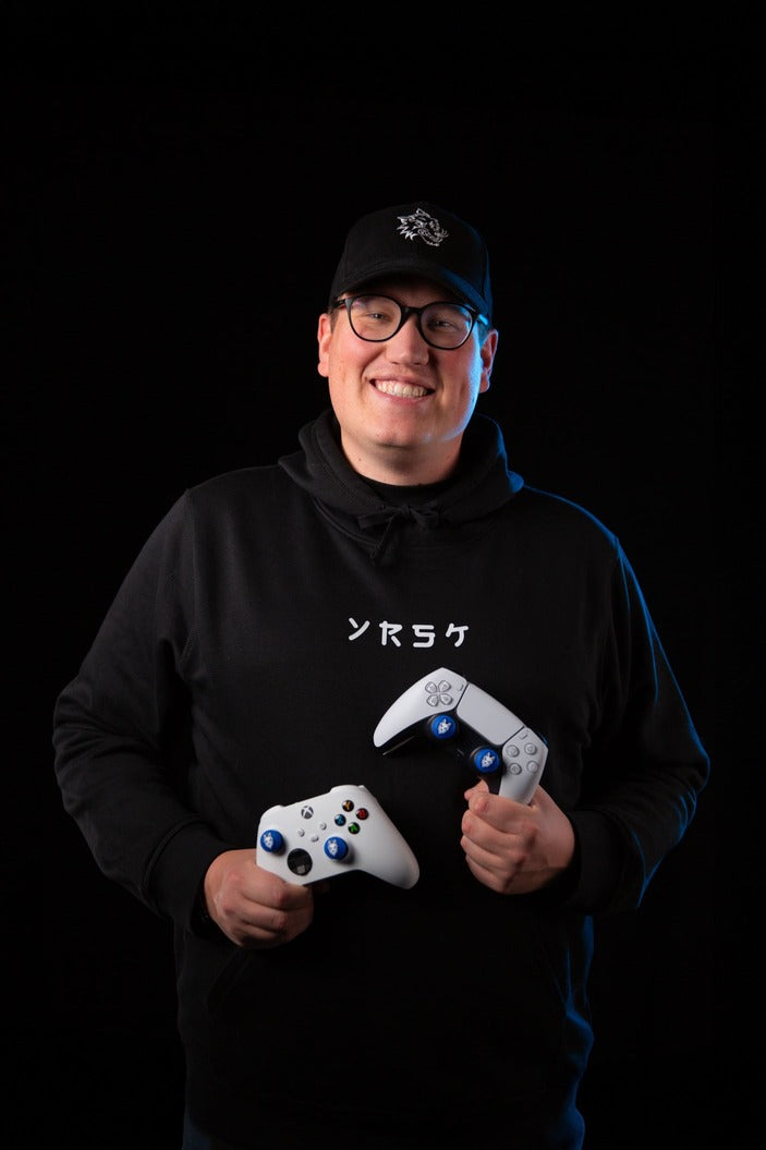 CustomGrips | PS4, PS5 & XBOX Controllers